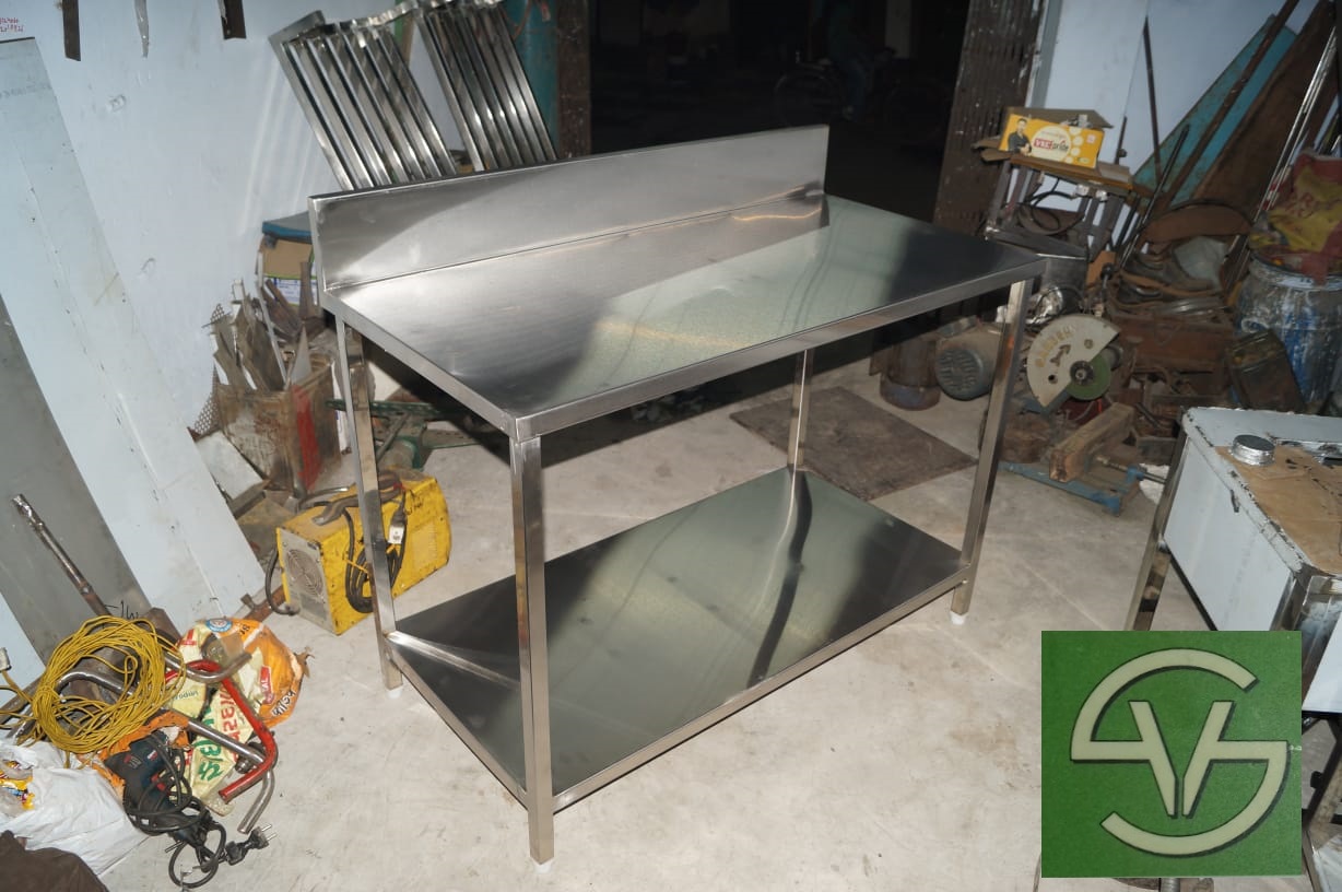 Kitchen Cutting Table