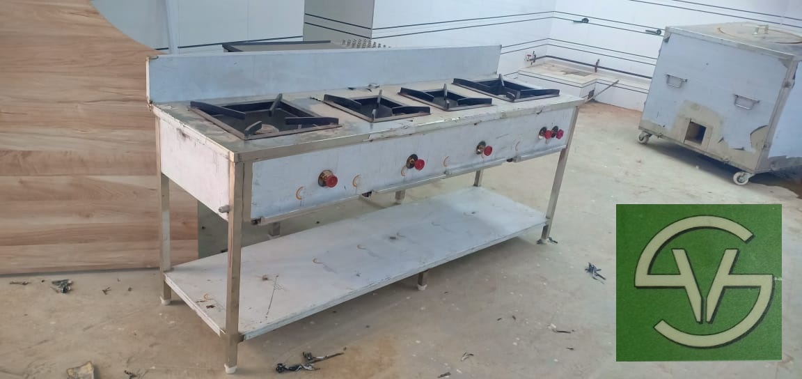  Kitchen Four Burner Gas